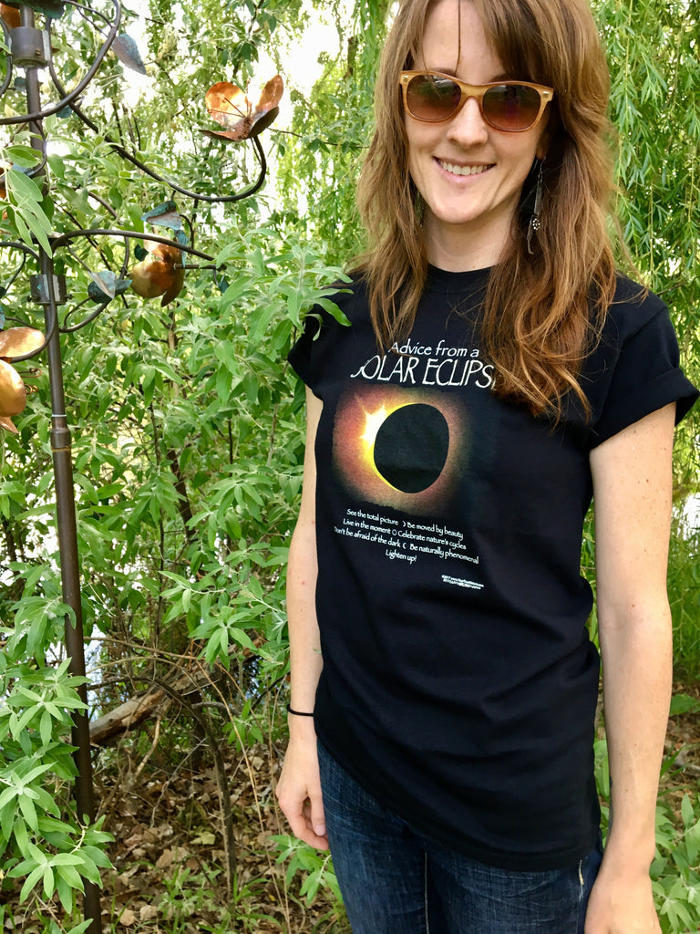 assistent Personlig Arkitektur Advice from a Solar Eclipse T-Shirt – yourturenature_demo